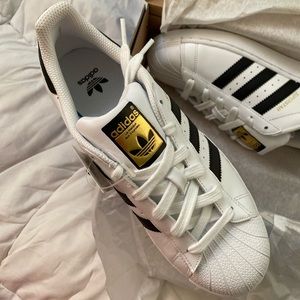 ADIDAS Superstars Shoes with Classic Shell Toes